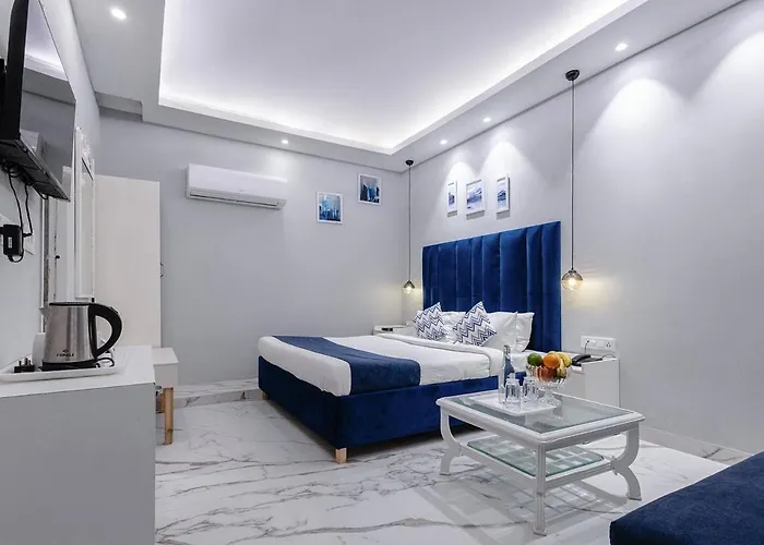 Deluxe King Room